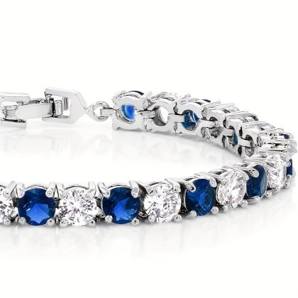 Handmade Luxury 925 Silver Inlaid Moissanite Bracelet for Women Designed by Italian Designer, Perfect Anniversary Gift, Christmas, Suitable for Banquets and Various Occasions, Includes Exquisite Jewelry Box